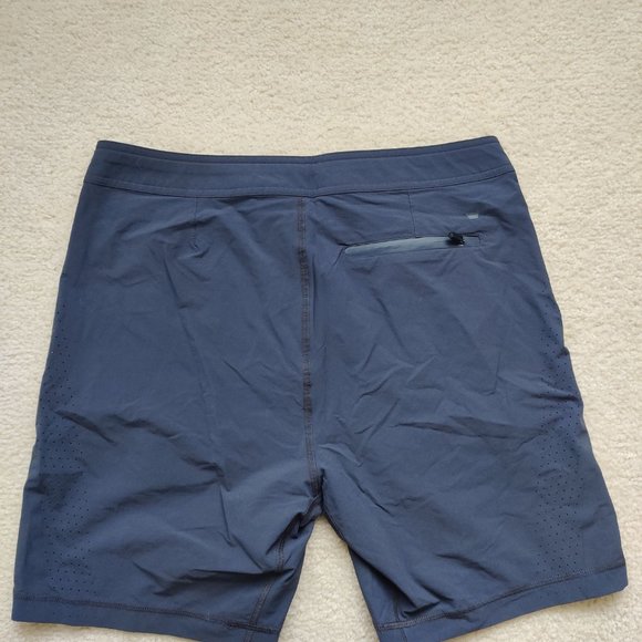 Mack Weldon 4-Way Active Short - True Black - Picture 3 of 3